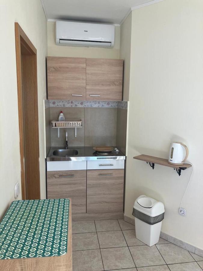 Apartmani Fani 2 Min Walking From Sea Orebic Exterior photo