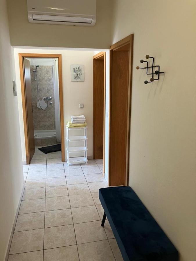 Apartmani Fani 2 Min Walking From Sea Orebic Exterior photo